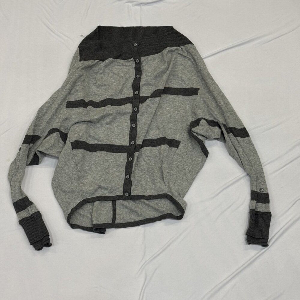 Lululemon Button-Back Lightweight Sweater – Gray/Black Stripe – Size 6